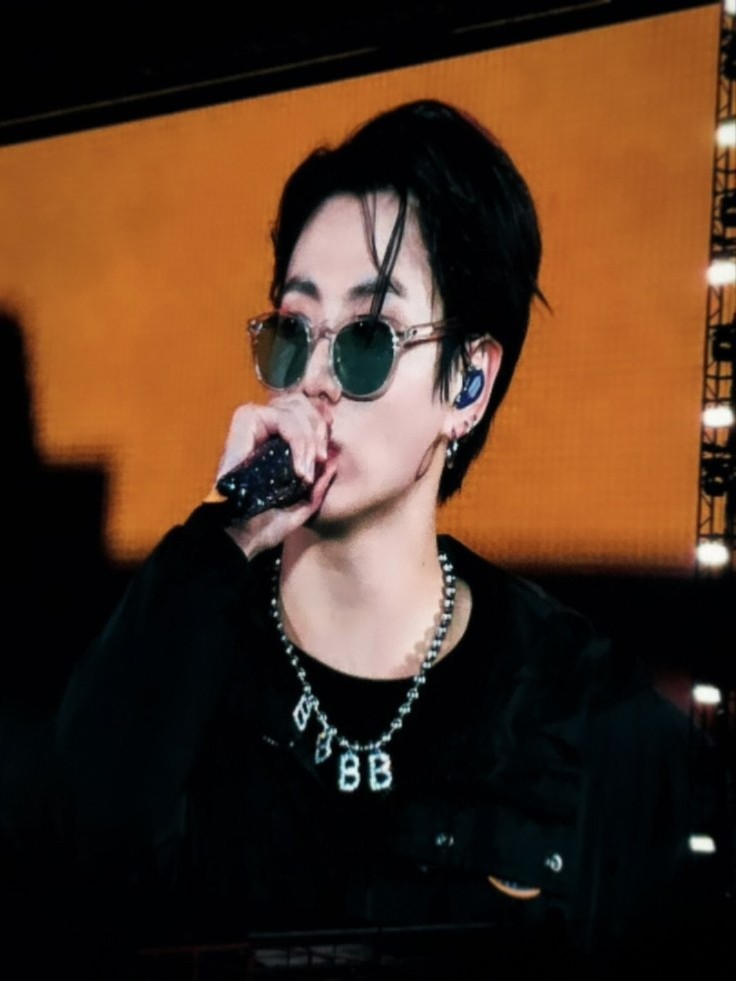 vhyungiekim's tweet photo. Quizás ustedes ya olvidaron a Jungkook con este estilo pero yo no lo superare nunca 😻
#JUNGKOOK https://t.co/xiCYuE5qO7