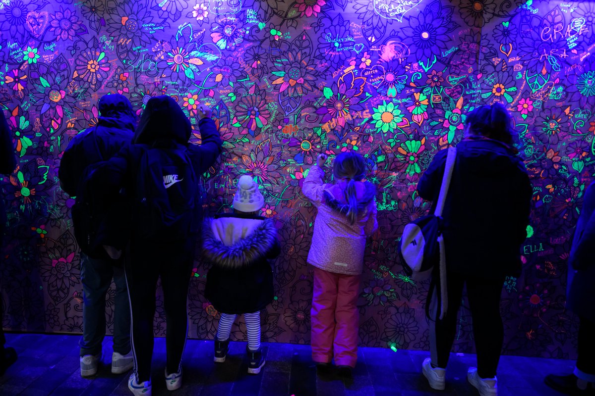 SPECTRAaberdeen's tweet photo. Thank you for joining us for SPECTRA day 2! 💜
If you came to see #SPECTRAABDN we'd love to hear your thoughts.
Click the link below to share your feedback with us:
https://t.co/SJJOjjrghW
📷 image credit: Ian Georgeson
#Aberdeen #Scotland #ScotlandsFestivalofLight https://t.co/1VJ3pZTIuu