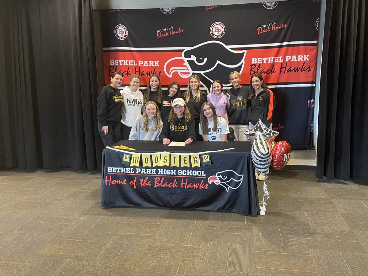 Loganburke_'s tweet photo. Officially a Fighting Scot!! @CoWWSoccer @BeadlingSoccer https://t.co/IeXXXeP6Ta