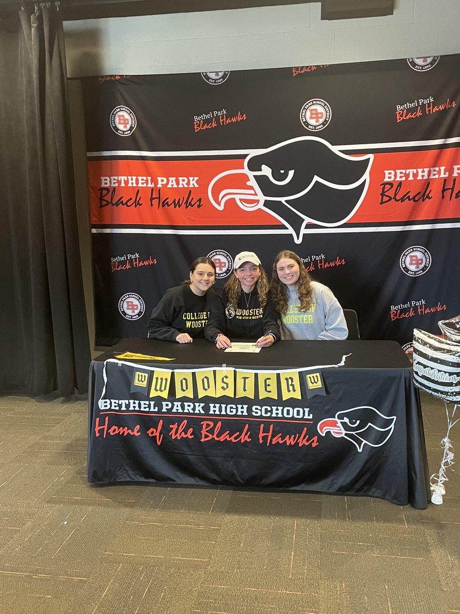 Loganburke_'s tweet photo. Officially a Fighting Scot!! @CoWWSoccer @BeadlingSoccer https://t.co/IeXXXeP6Ta