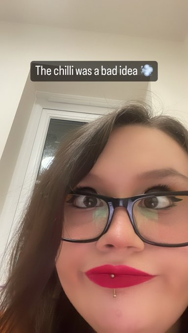 You&rsquo;re missing out if you don&rsquo;t follow me on Insta 😎👌 https://t.co/IrAkTuPG9D