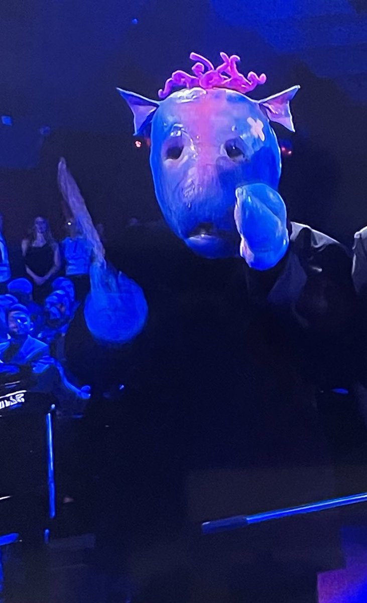 WahrcoFC's tweet photo. Alieno medio della saga di Star Wars essere tipo:
#Sanremo2024 https://t.co/x6gOo7DLP8