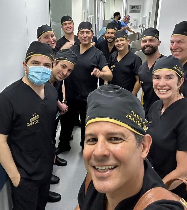 CuPlastics's tweet photo. This week, our cosmetic team attended the Total Definer course in Bogotá, Columbia, an intensive hands-on training on advanced high-definition liposuction techniques taught by Alfredo Hoyos, MD.
#totaldefiner #totaldefinerdoctors #liposuction #lipo #plasticsurgery https://t.co/3IL3CbBa4C