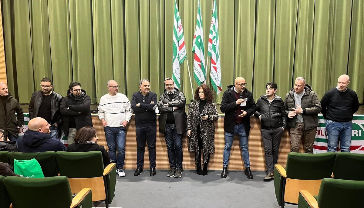 filcabari's tweet photo. Il nostro Segretario Generale Luigi #Sideri apre la “Festa del Socio Filca Natuzzi”. Momento di incontro e festa  con i nostri iscritti  della #Natuzzi, a cui hanno partecipato  il segr. Gen.le della Filca Puglia Antonio Delle Noci e Claudio Sottile Segr. Naz.le @FilcaCisl https://t.co/69oIjdznt6