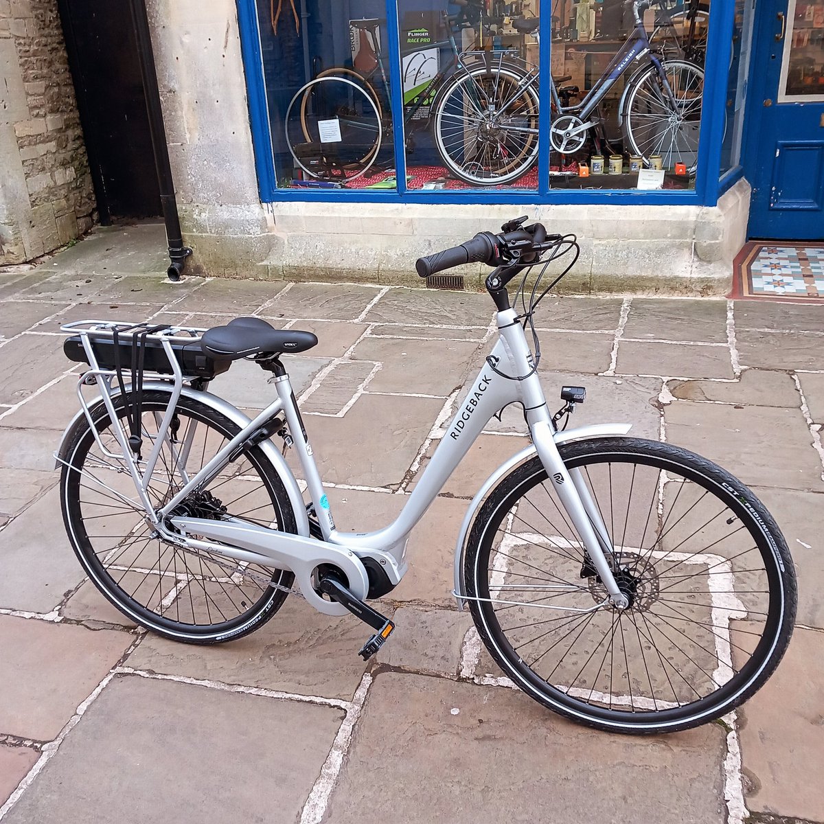 SpindlesBikes's tweet photo. Ridgeback Electron+ medium with Shimano motor system, hub gears and integrated lights.  Was £2500  now £1400, a great buy and lovely ebike.  Come and take it for a test ride. https://t.co/hCT9M9y9VK