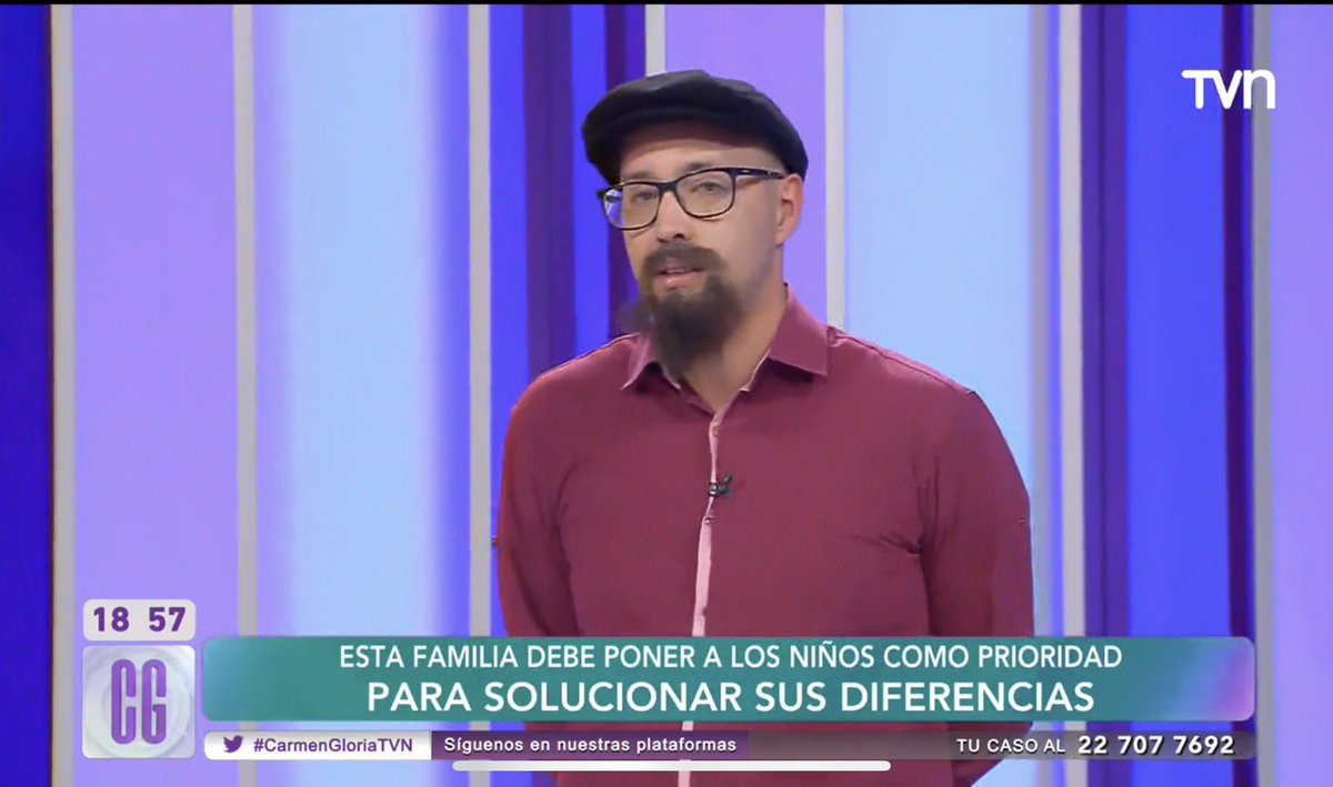 TiyJai's tweet photo. Se pasó para ignorante #CarmenGloriaTVN, como padres de niños con TEA sabemos cuán importantes son las estructuras en los niños, y usted señora tan letrada se burla y no entiende lo que el papá exige para su hijo. https://t.co/xpQ9tFdMpx