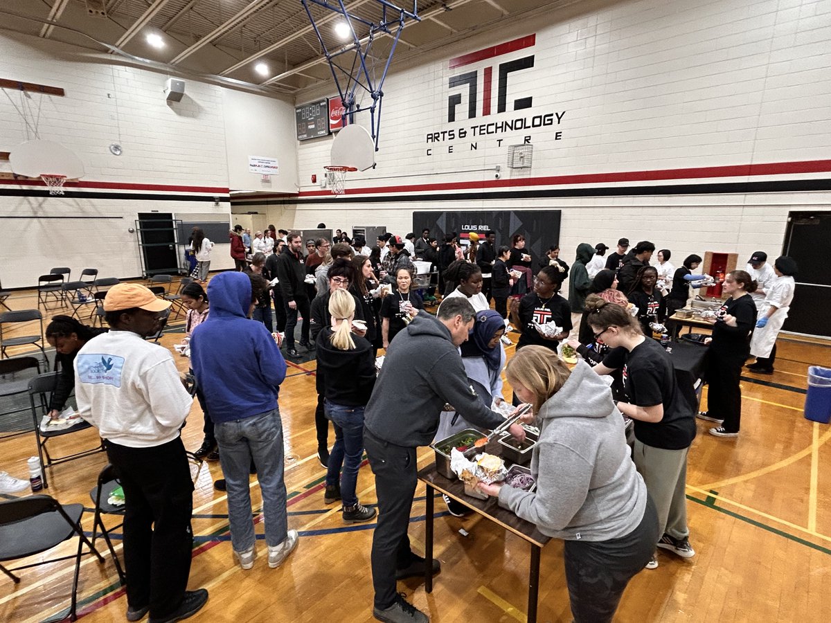 Hello, new LRATC students! 🎉

We are excited to have you join our amazing learning community. We can't wait to see what you will achieve and contribute to our school &amp; beyond. 

Here a few pictures from Friday's Welcome BBQ with food created and served by our culinary program.🍔