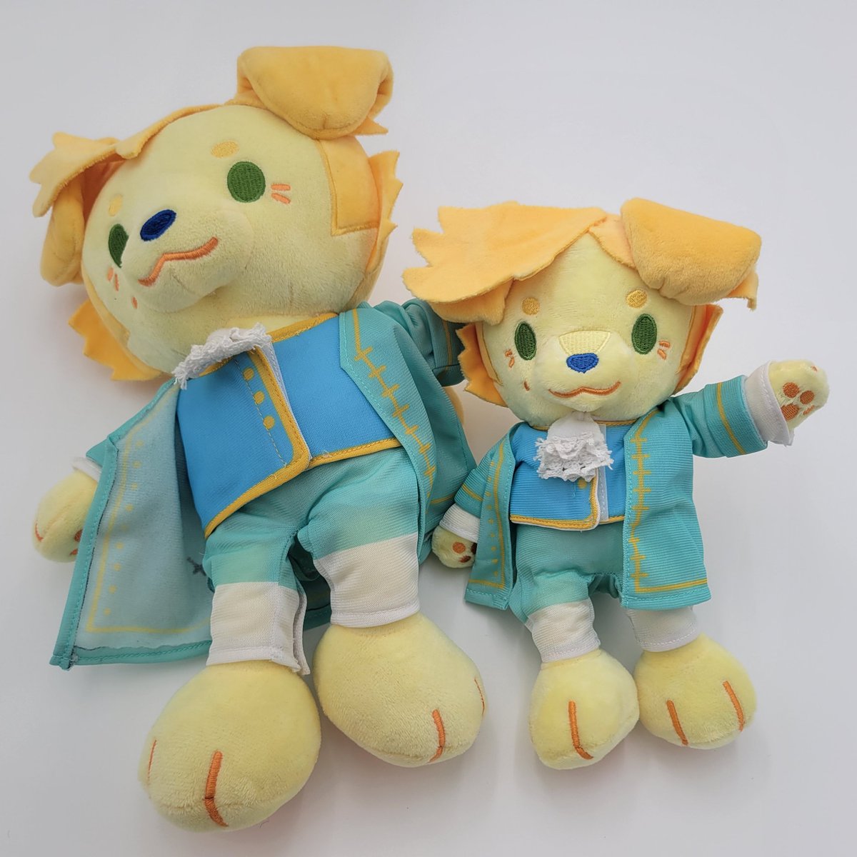 gentiebug's tweet image. I will be raffling off Big Stede plush for charity! He is a one of a kind prototype and is signed by Rhys Darby! Starting at 8pm cst!