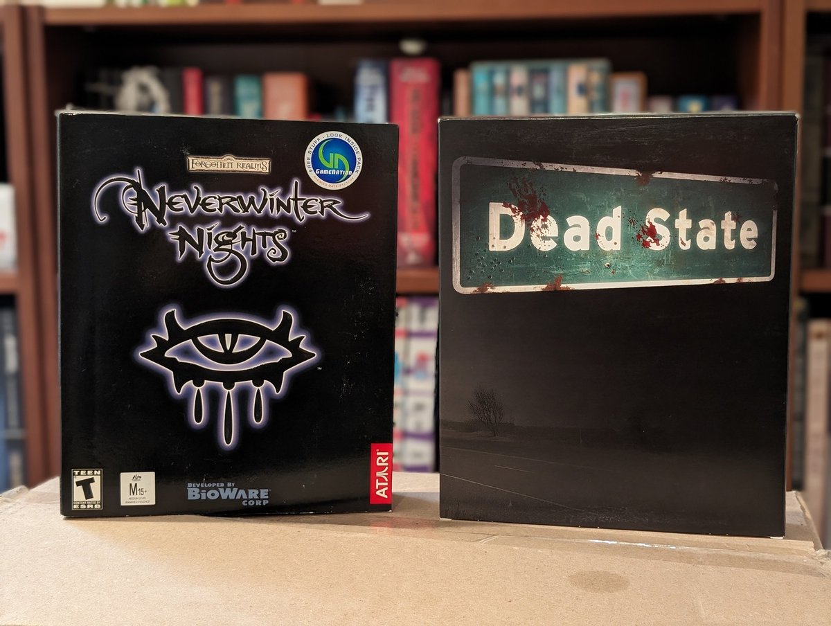 dancingcrab's tweet photo. I am pumped to finally have these two beauties in my collection. #NeverwintersNights is a bit elusive due to being a store exclusive (Sam's Club), whilst #DeadState was a Kickstarter exclusive.
🐉 vs 🧟♂️
#bigboxPCgames #PCgaming #retrogaming @DoubleBearGames @bmitsoda https://t.co/yiQwek2oR2