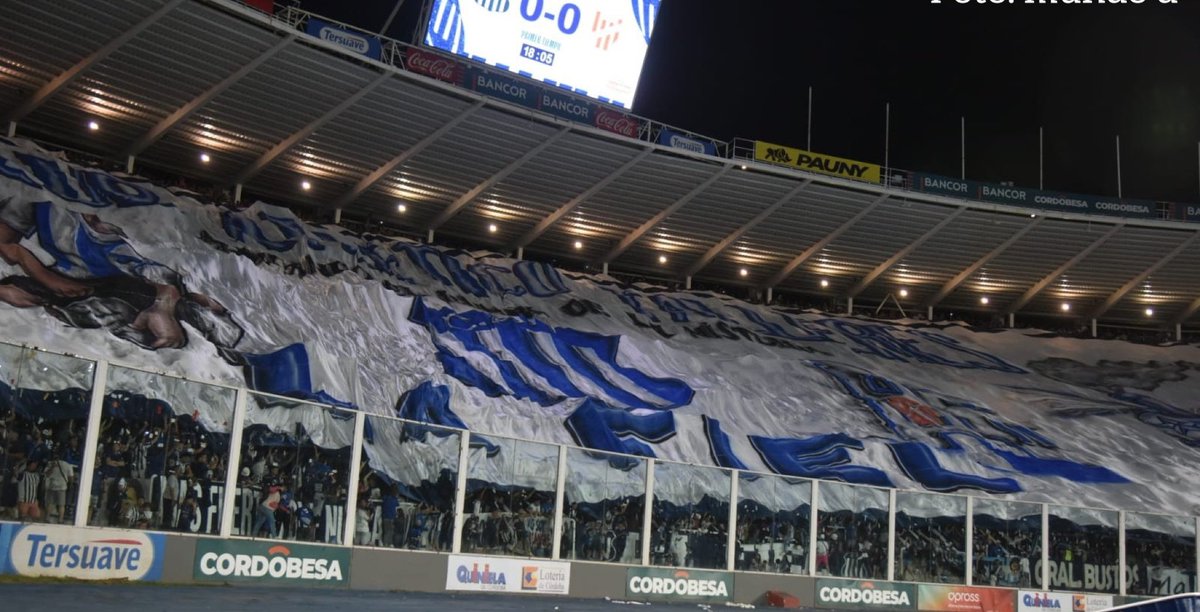 ESTA HINCHADA SIEMPRE VA ALENTAR PORQUE ES LA MAYORÍA CORDOBESA.