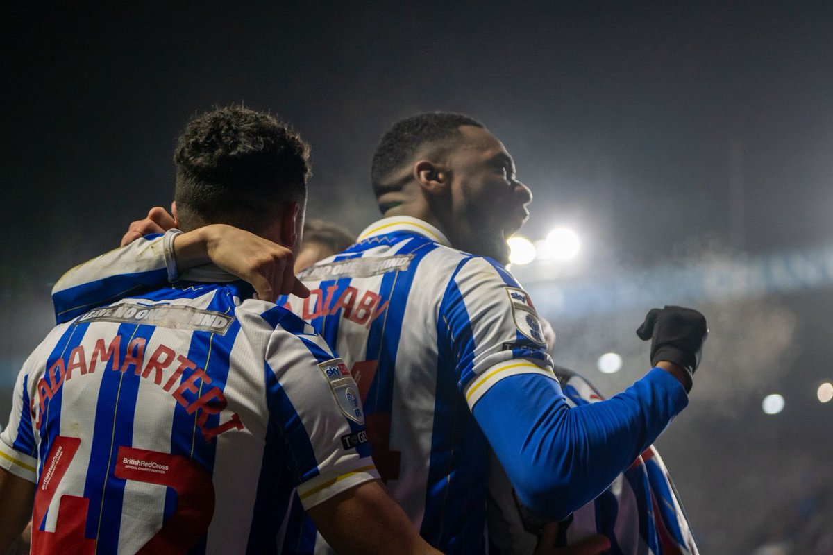 swfc's tweet photo. Vital win 🙌

#SHWBIR https://t.co/bOxStpQxBL