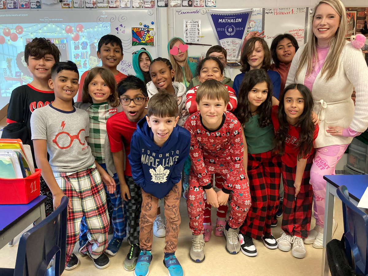 Yesterday was comfy cozy day! Isn’t everything better when you get to lounge in your jammies all day? 😂 @StAlphonsaDP