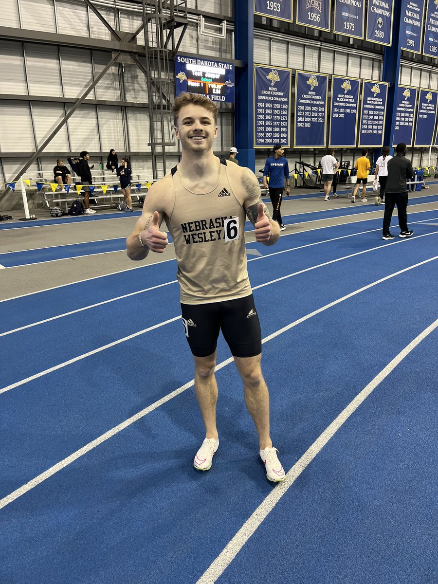nwutfxc's tweet photo. Morgan Conner follows it up in the men’s 200m with a 21.67! That puts him 9th in the country and 3rd in school history!🔥 https://t.co/GUtMnIBMyQ