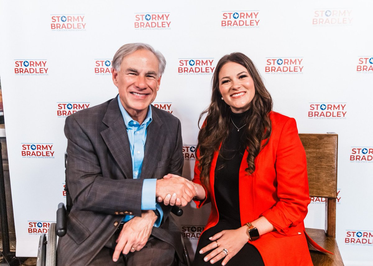 GregAbbott_TX's tweet photo. Thank you, San Angelo, for the warm West Texas welcome!

As a mom, small business owner, &amp; 6th-generation Texan, Stormy Bradley will help me empower parents, keep Texas' economy #1, &amp; secure our border. 

@StormyForTexas is the true conservative candidate in House District 72. https://t.co/Z37P0SZgaD