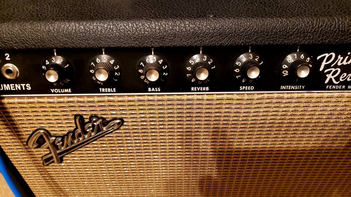 rwyjunior's tweet photo. It's the #Telecaster #PartsCaster
#Memphis #BlueFlowerPower into a '66 #PrincetonReverb https://t.co/2ei5i1wRfv