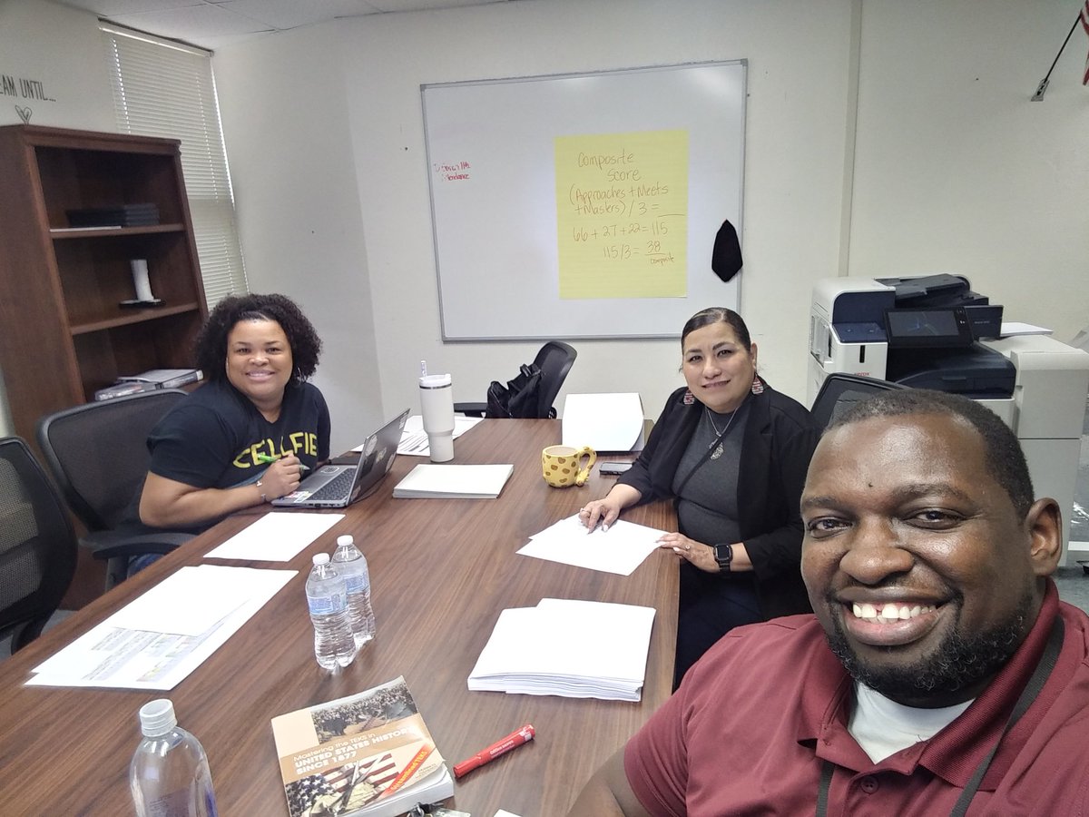 bharris_OYL's tweet photo. Data mining with some of the best minds in our district! Thank you for supporting our scholars! #Biology #InterimData #EdgewoodProud @EISDofSA @FineArtsEISD @gmartinez1987 @mrslilic https://t.co/EZQCnguKRv