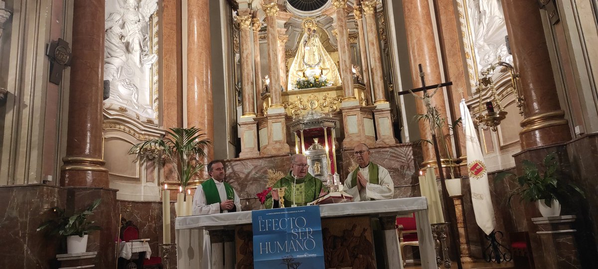 En el día del #AyunoVoluntario hemos celebrado la Sta Misa en la parroquia de la V. de la Luz, presidida por el obispo, D.José Mª Yanguas.
Y  hemos realizado el lanzamiento de la campaña 65 #EfectoSerHumano con el testimonio de la misionera mercedaria de Berriz, Gema Castillo.