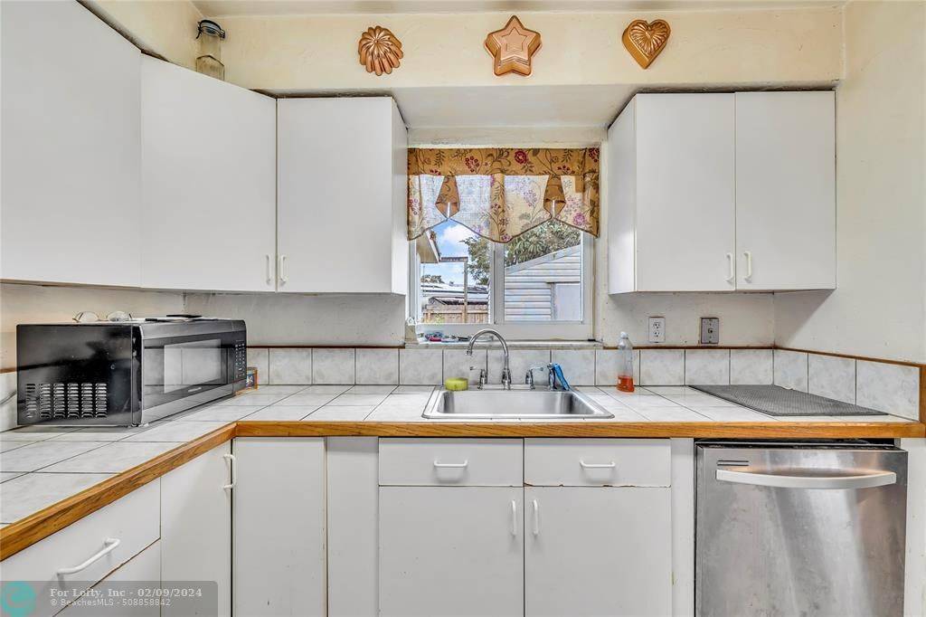KrisvanGool's tweet photo. Open House 3500 SW 15th Ct, Fort Lauderdale, FL 33312
Listing Price: $417,700
Schedule a showing and request more information here: https://t.co/j2vJu0Zun4 https://t.co/kV4Nc2f43H