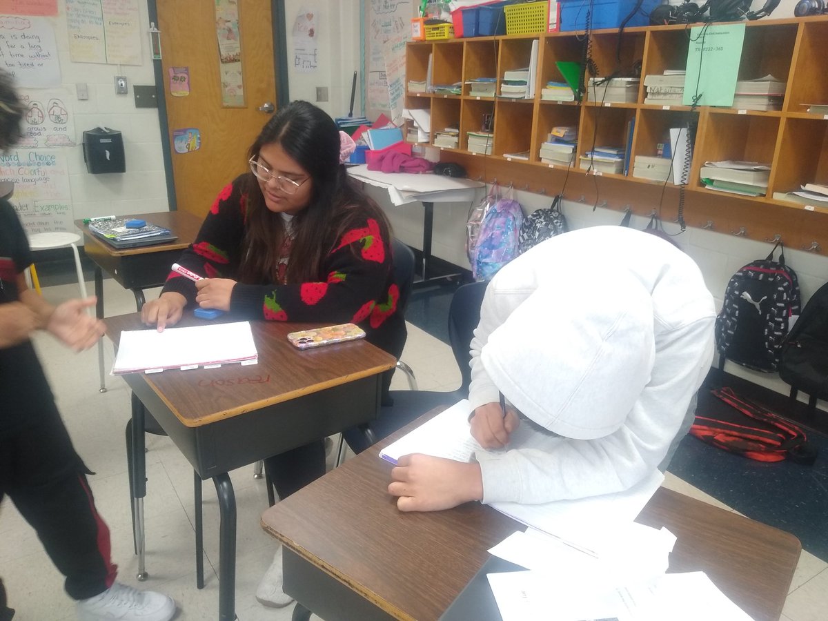 sara rossett tweet media