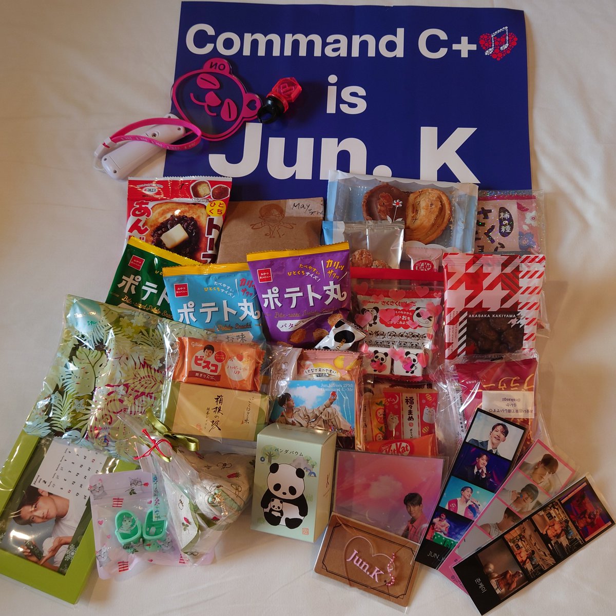 may_dec27's tweet photo. 昨日はJUN.Kワールドにどっぷり😍😍😍
登場した瞬間からカッコいい~しか言ってない😆
あっという間の3時間超
「たくさん来ます❗」嬉しいお知らせ早く教えて~🩷
お会い出来た皆さんありがとうございました🙇♀️
#JUN_K #2PM
#CommandcNIGHT https://t.co/Dt43mMsorF