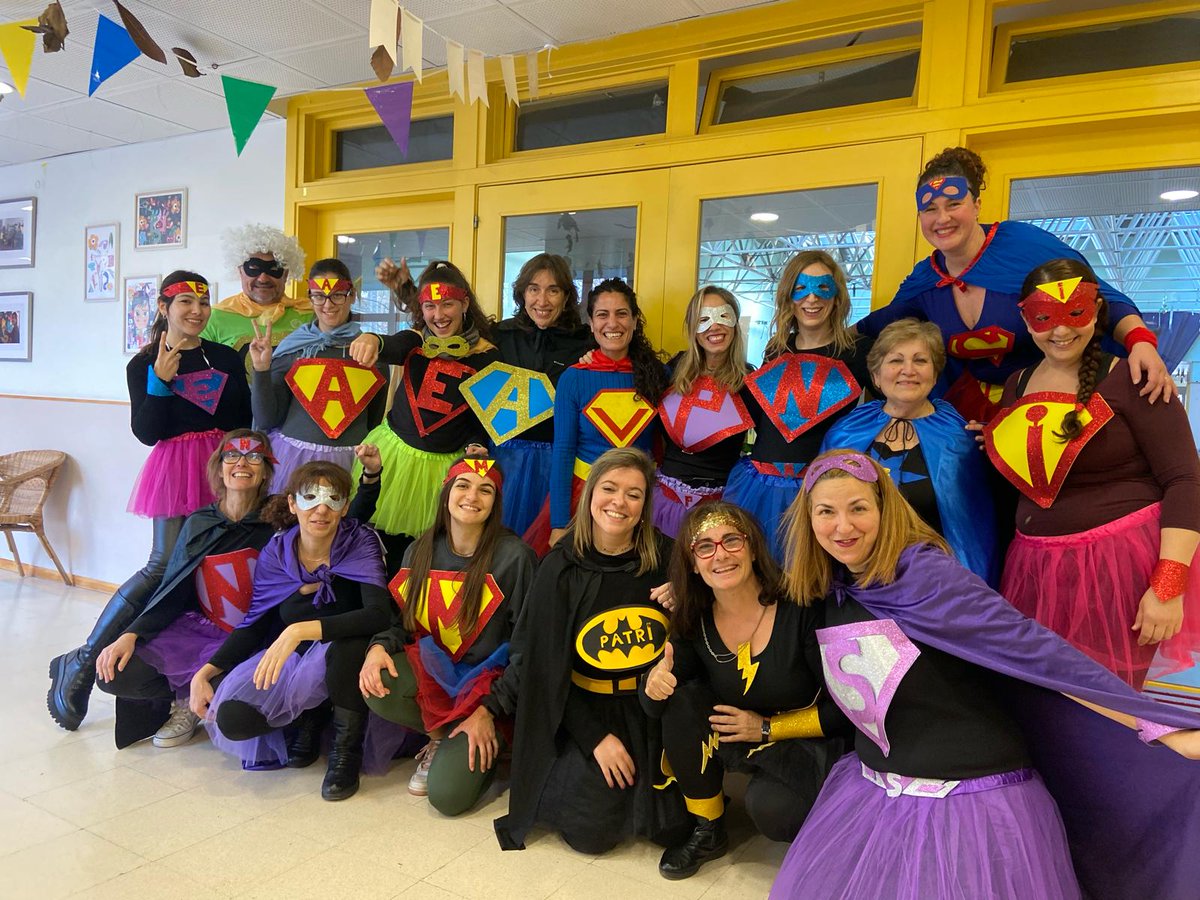 escolaelshorts's tweet photo. Visca la gresca i la disbauxa! Després de la rua, gran festa de Carnaval amb ball, coca i xocolata.
#disfresses
#imaginacio
#diversio
#ball
#carnaval2024 https://t.co/psB52uHt2m