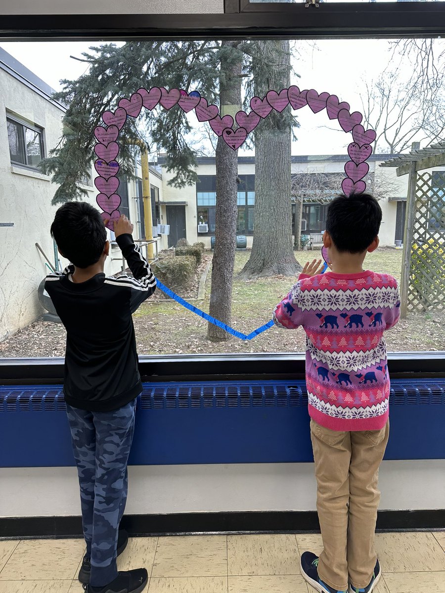 Love is meant to be given 💜 P.S. I Love You Day! <a href="/SearingtownK5/">Searingtown School</a>