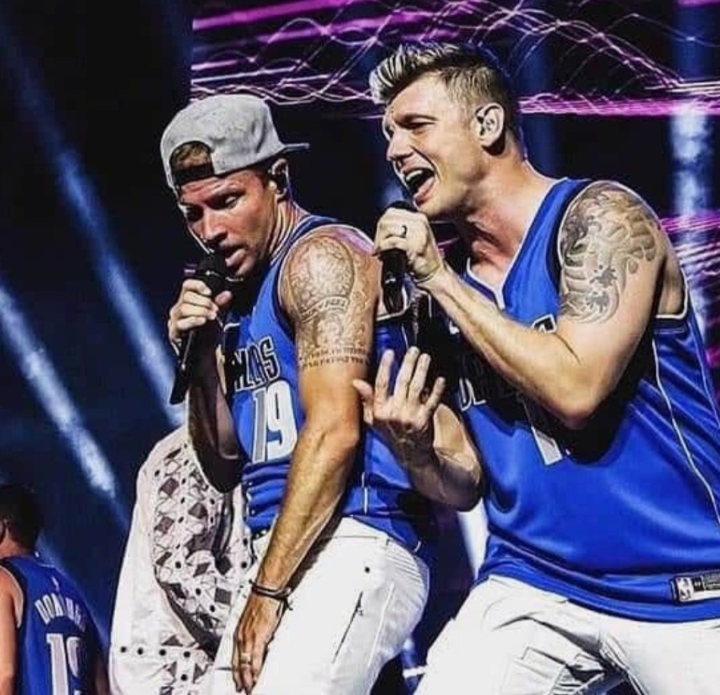 JanetJanet1982's tweet photo. Friends forever @nickcarter @brian_littrell ❤️❤️
#FrickAndFrackFriday 
#NickCarter 
#BrianLittrell 
#BackstreetBoys https://t.co/0UWfJlJ0av