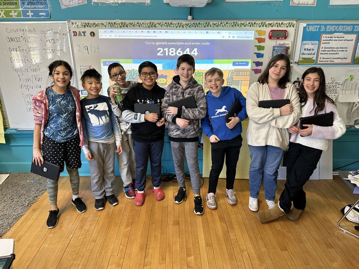 Kelly Santos tweet media