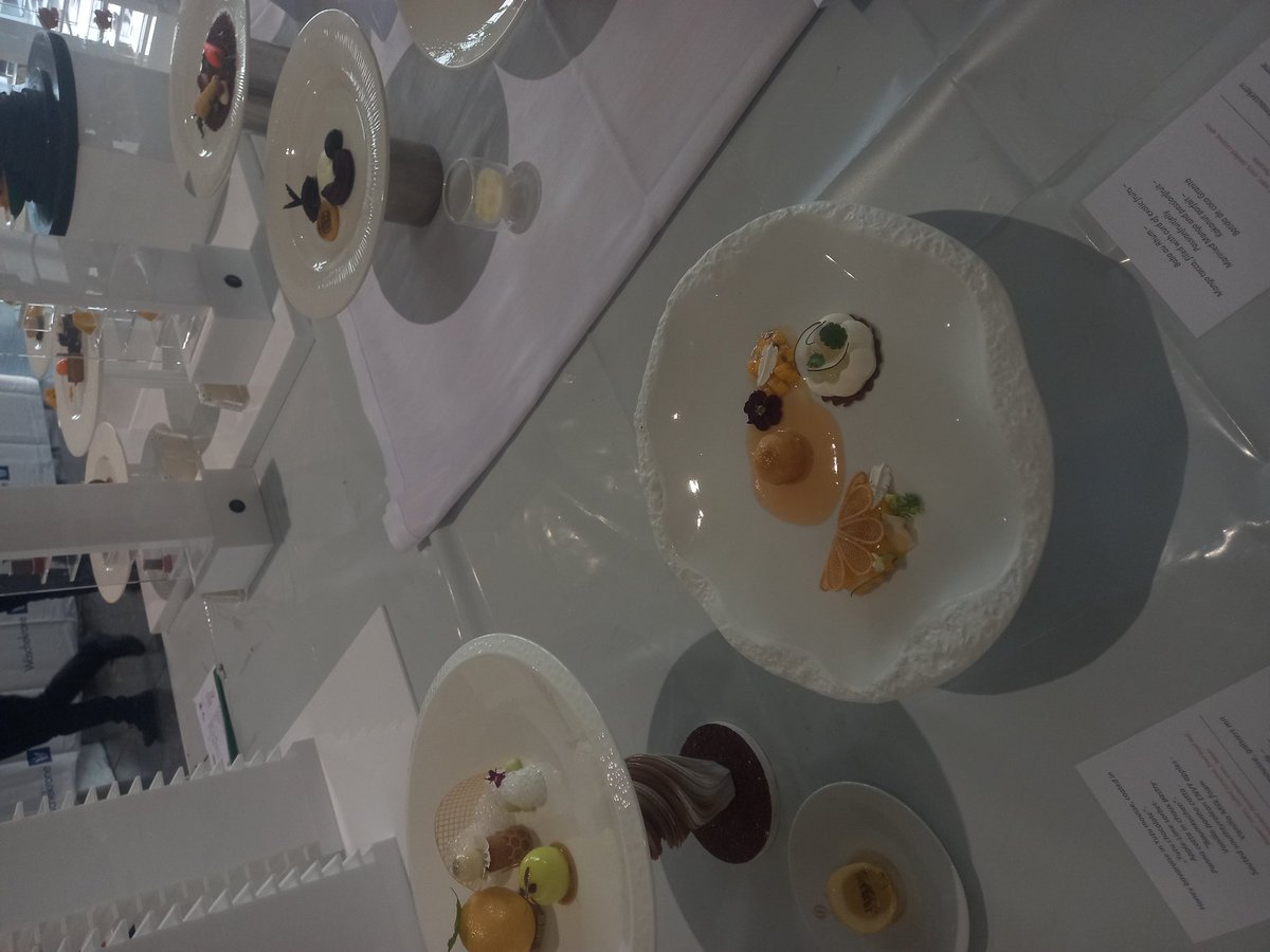 ลีธ (@leithyours_) on Twitter photo 