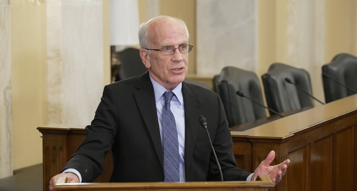 ElisabethStOnge's tweet photo. NEWS: @SenPeterWelch leads 15 Senators in resolution calling on Admin. to work w/ allies + partners to streamline and increase access to aid for Gaza to prevent further spread of disease, starvation.

Full statement 👉 https://t.co/a3AcjTvS5H https://t.co/jCGyJf3FbK