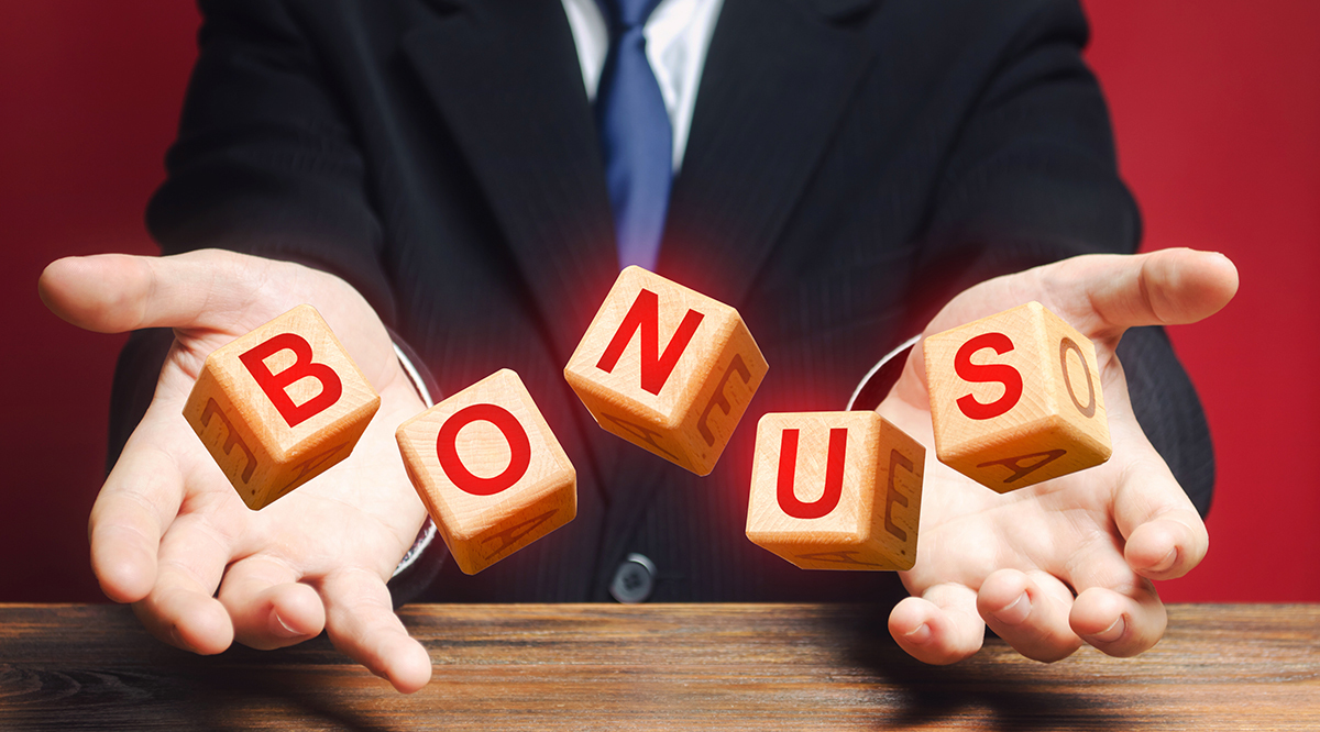 ATAX_Franchise's tweet image. Ever wondered how your year-end bonus affects your tax situation? Dive into our latest blog post to unravel the mysteries of bonus taxation and make informed financial decisions! 💡📊

Read Now: atax.com/blog/73/unders…

#TaxTips #BonusTaxation #FinancialKnowledge #ReadNow...
