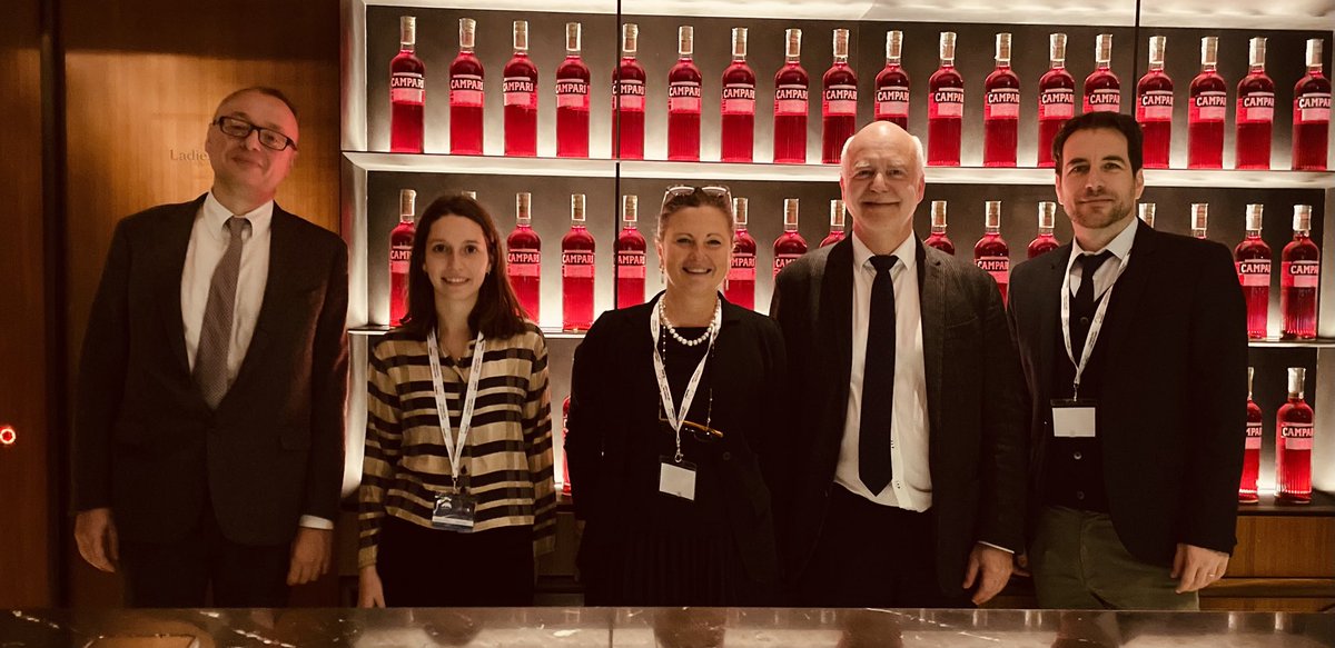 md_pengo's tweet photo. #CUS24 survivors! After a long day of science and networking, a well deserved Campari spritz! See you next year in London! Cheers! https://t.co/9wR8tPByEA