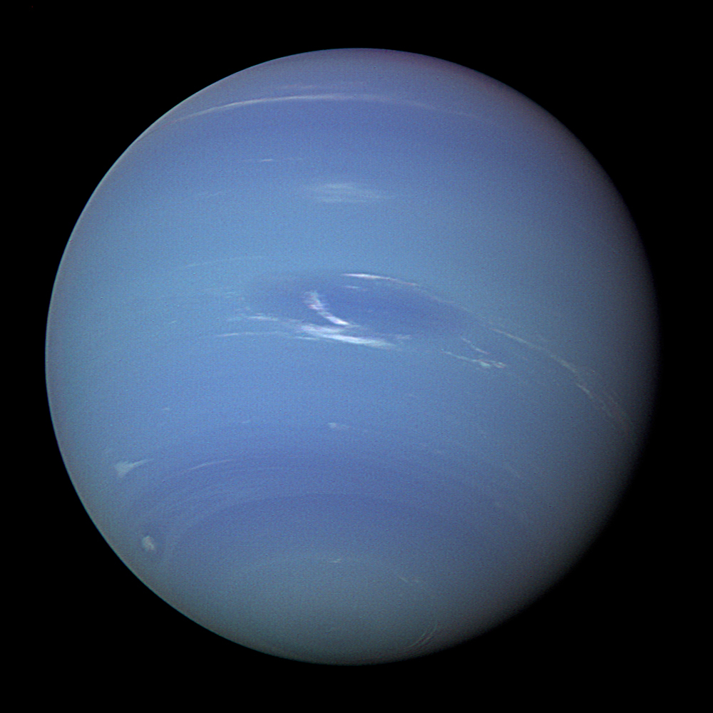 wonderofscience's tweet photo. The planet Neptune as captured by the Voyager 2 spacecraft, with a close-up of latitudinal clouds that are about 50 km (30 miles) high at their tallest. 
 
📸: NASA/JPL/Justin Cowart https://t.co/A8E4WdOTyM