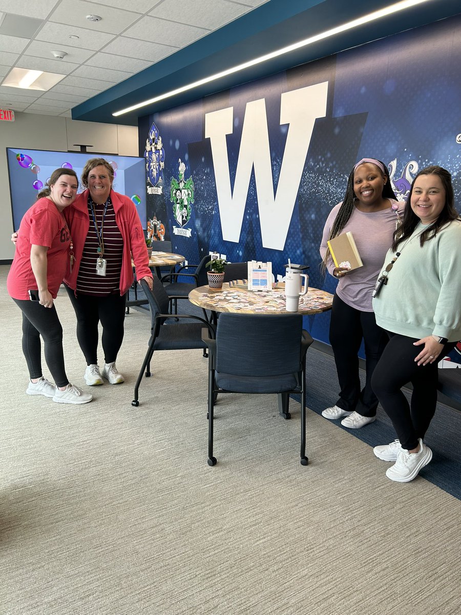 KamberDancy's tweet photo. Loved getting to show off our incredible counseling space today in honor of National School Counselors Week! Thanks for all the love this week Wortham Fam! #spoiled #wearewortham https://t.co/R98twytVCu