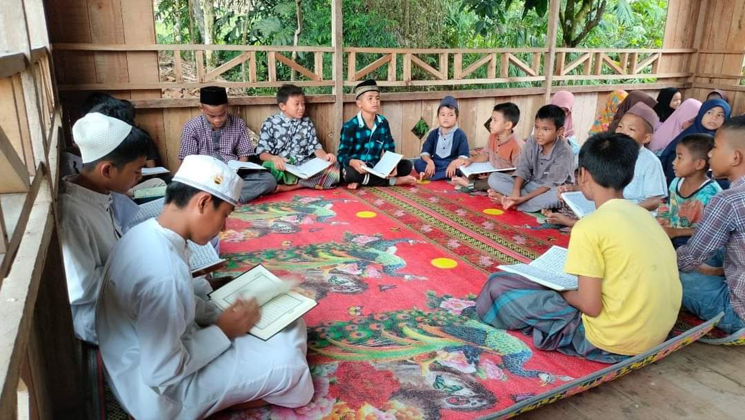 Pagi ini kita mulai infaq lagi yuk. Bantu kebutuhan beras para santri yatim penghafal Qur'an di Tapanuli. Mulai Rp. 13.500/kg