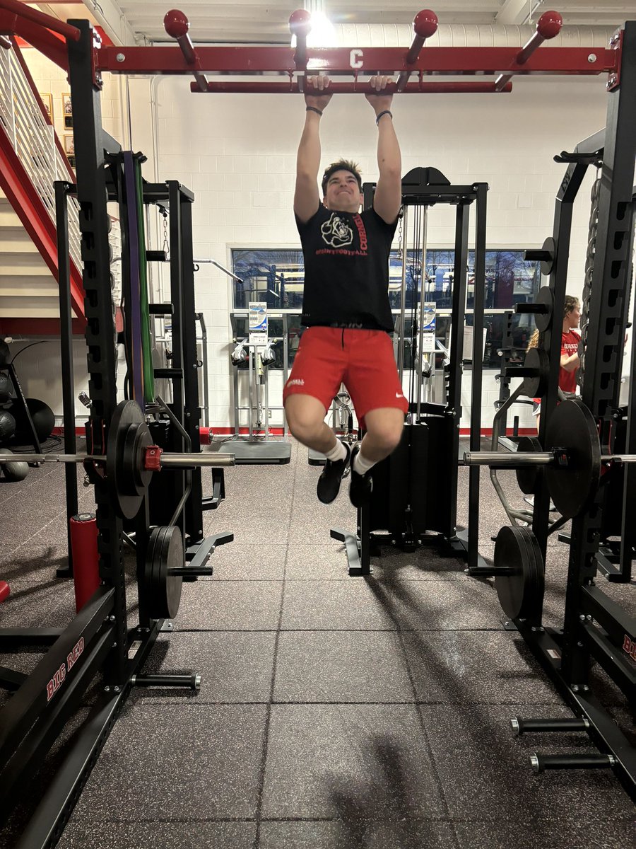 CoachGneo's tweet photo. Friday night grind 

#Findaway https://t.co/c3kJsEptgC