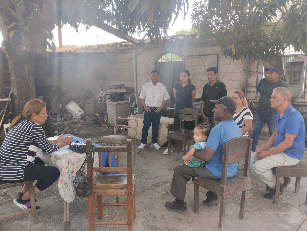 Hoy #09Febrero se realizó la reunión ordinaria de la parroquia Santa Rosa del Municipio Iribarren organizando y fortaleciendo nuestras bases y seguimos trabajando por Venezuela #IribarrenCrece <a href="/partidountlara_/">Un Nuevo Tiempo Lara</a> <a href="/partidoUNT/">Un Nuevo Tiempo</a>