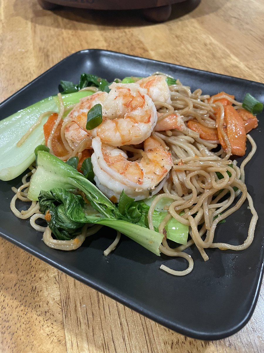 Kstew1947's tweet photo. Bok Choy &amp; Shrimp Egg Noodle, week two of the #lnycookoff @melissasproduce I could stare at this dinner all night. It looks and tastes amazing.         #lunarnewyear #cookingathome #cookedathome #foodie #dinnerideas https://t.co/XWNbiUUIf3