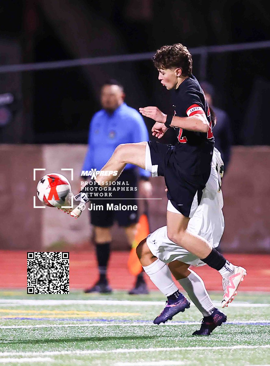 JimMalonePhotos's tweet photo. View Images by #jimmalonephotos from 2/8/24 of the #ebal men's #semifinal #Varsity #soccergame between @MVHS_Mustangs and @_SRV_Athletics Images can be seen on #maxpreps or my personal site. Links are listed below:
Maxpreps: https://t.co/5jlxj0CoBl
https://t.co/hhRbf1ysnj https://t.co/Bieb2aefhp