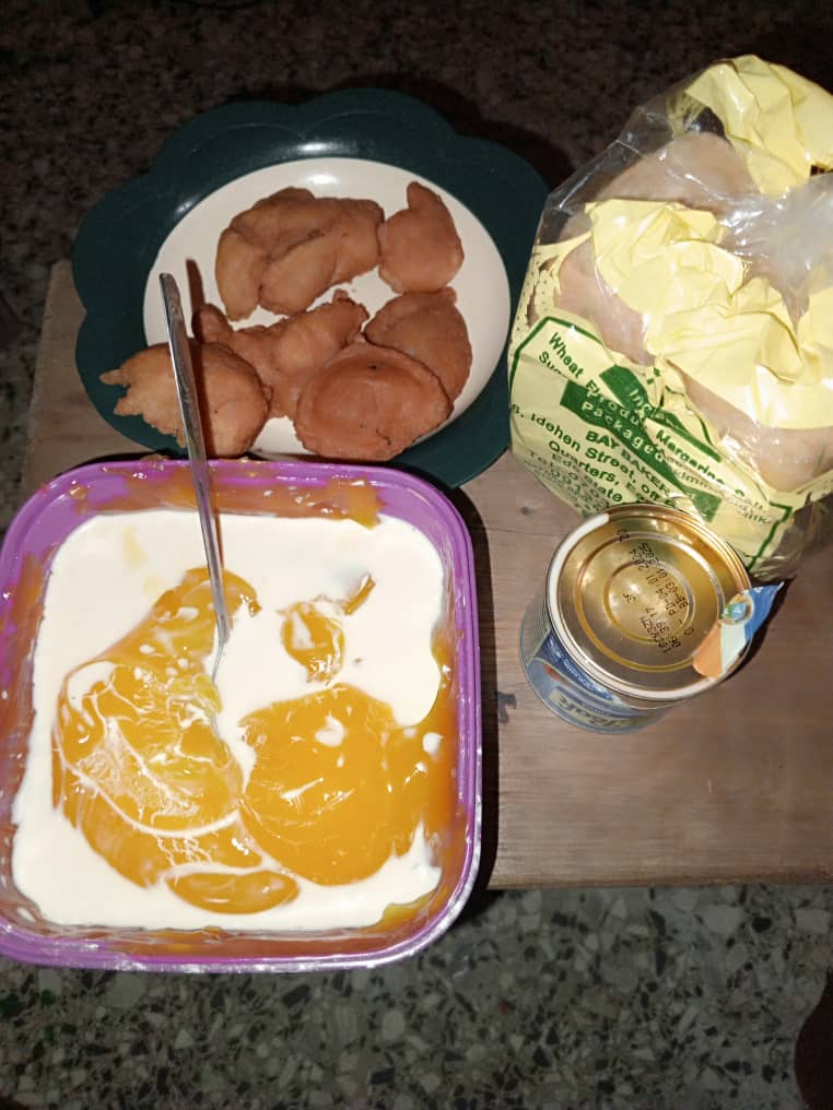 lionarmani's tweet photo. Na this food dey make your babe come my house pablo https://t.co/NYZwKcR00L