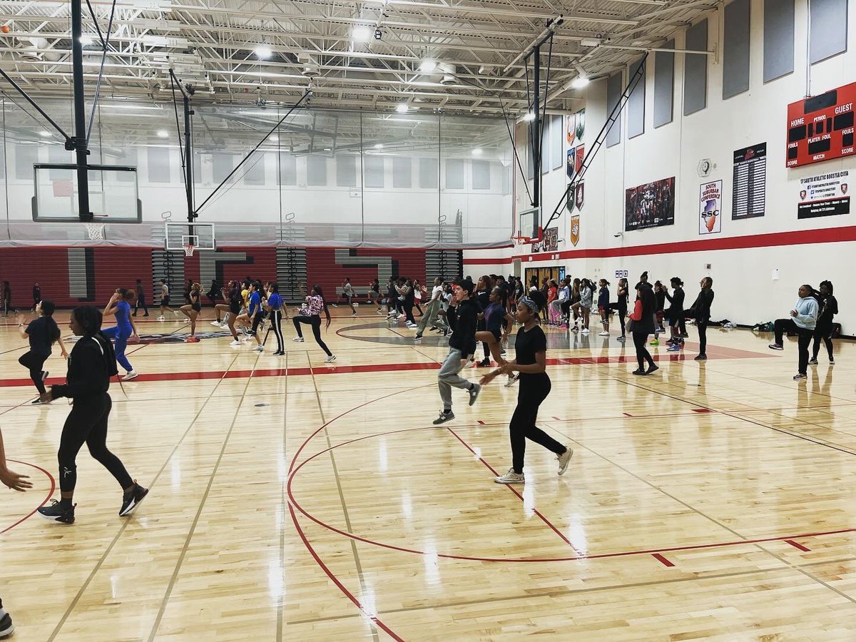 TFSouthTF's tweet photo. Totally empty gym where we can all warm-up together? Yes, please! #WolfPackTrack #RedWolfPride https://t.co/bY5ZZevHVI