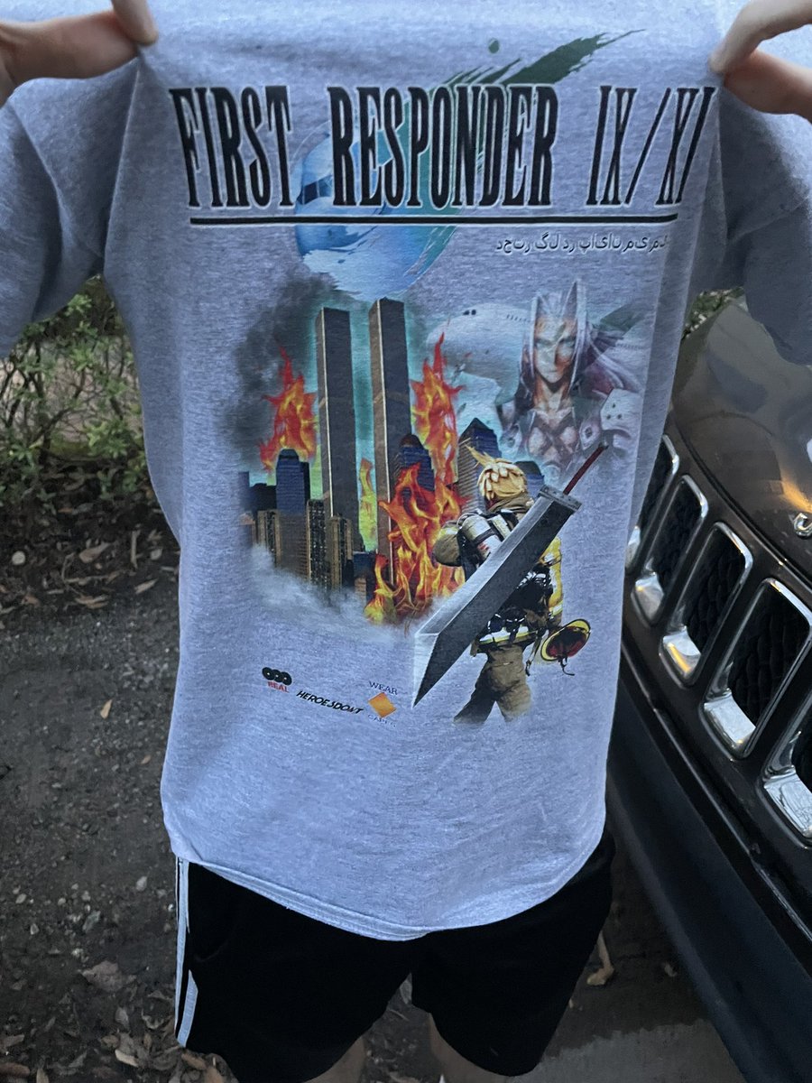 choooomp's tweet photo. LOOK WHAT MY FRIEND IS FUCKING WEARING LMAOOOOOOOOO https://t.co/UtIGq0oVvp
