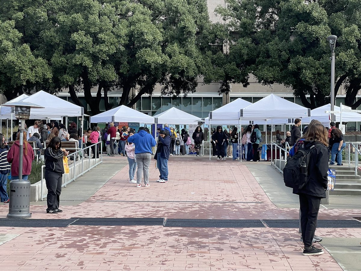 swansonjonathan's tweet photo. I’m really proud of OCDE Arts Coordinator, Scott Fitzpatrick, members of Early Learning, and various colleges, community partners, and school districts that made the 2024 College/Career Pathways in the Arts a resounding success this morning. It was a wonderful event!  @OCDeptofEd https://t.co/fBlUR8bv1t