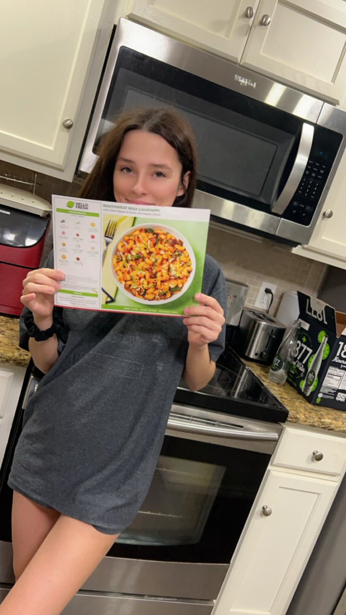 brownwizzard's tweet photo. Got my @HelloFresh ready to go! (Helper will be doing the cooking)
Visit https://t.co/J2EKxmXKcW and use code POGHF119732 to get your box today!

 #hellofreshpartner #ad #sponsored https://t.co/Nc16lzvIse