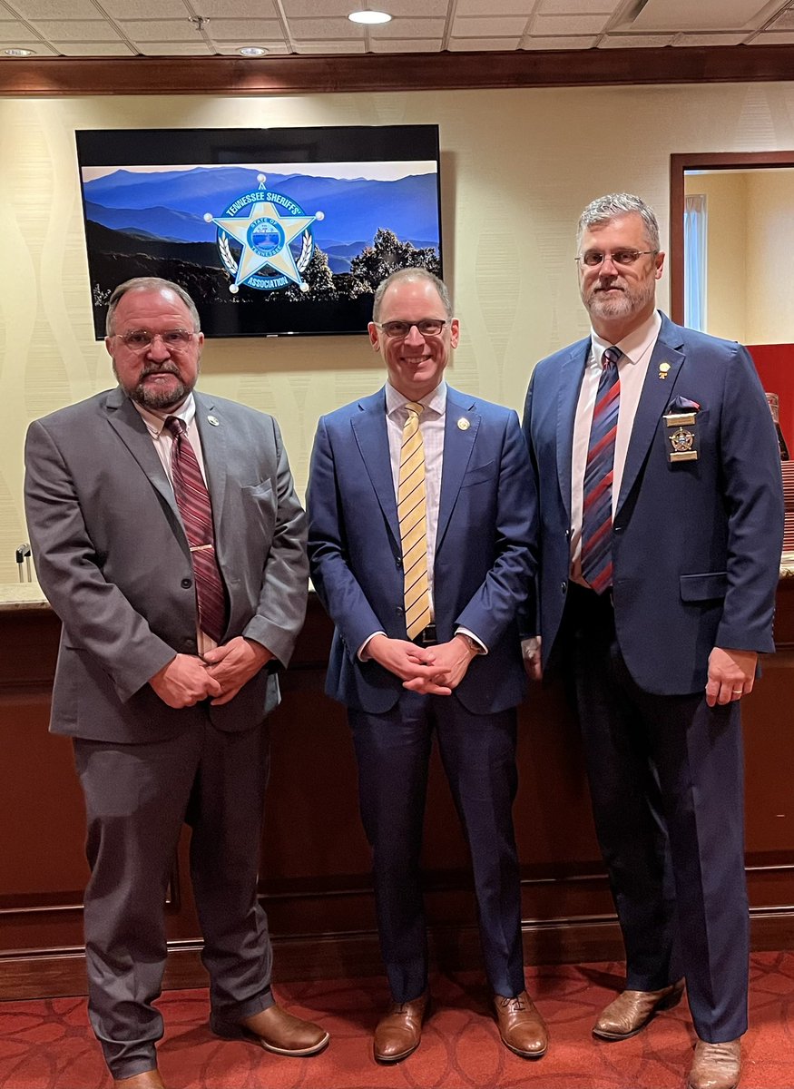 USAttyRitz's tweet photo. This morning I spoke to the Tennessee Sheriffs Association in Murfreesboro. I was able to visit with many West Tennessee sheriffs and thank them for their partnership. https://t.co/VNblmLPtIi