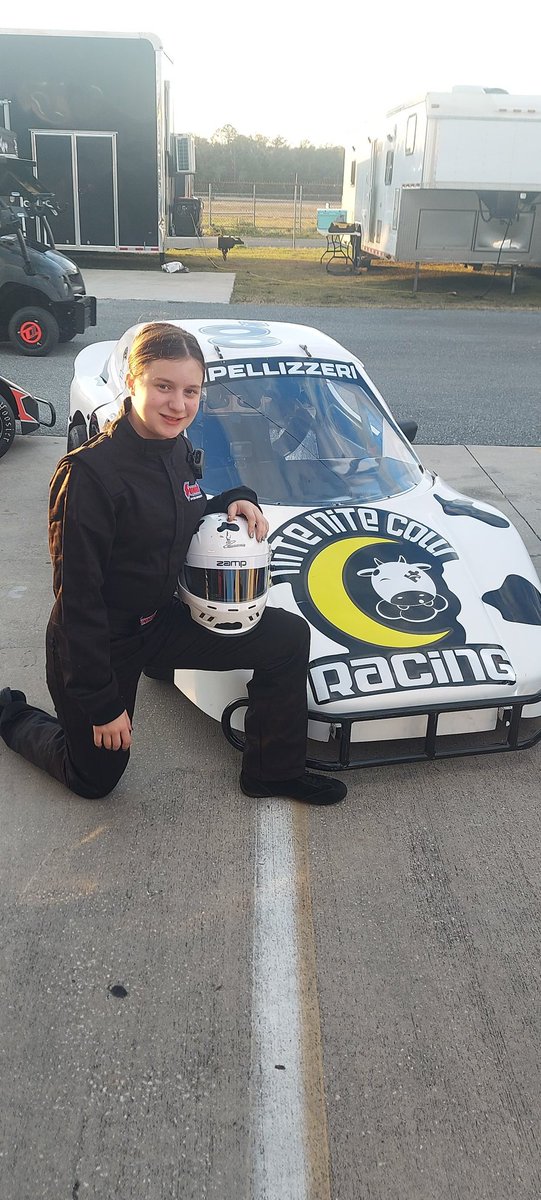 NiteNiteCow_00's tweet photo. #cowpilot has her #moomachine back.
@USLegendCars
@emmabritt38
@deezlugnutz
@ https://t.co/dpRBTVvoBO