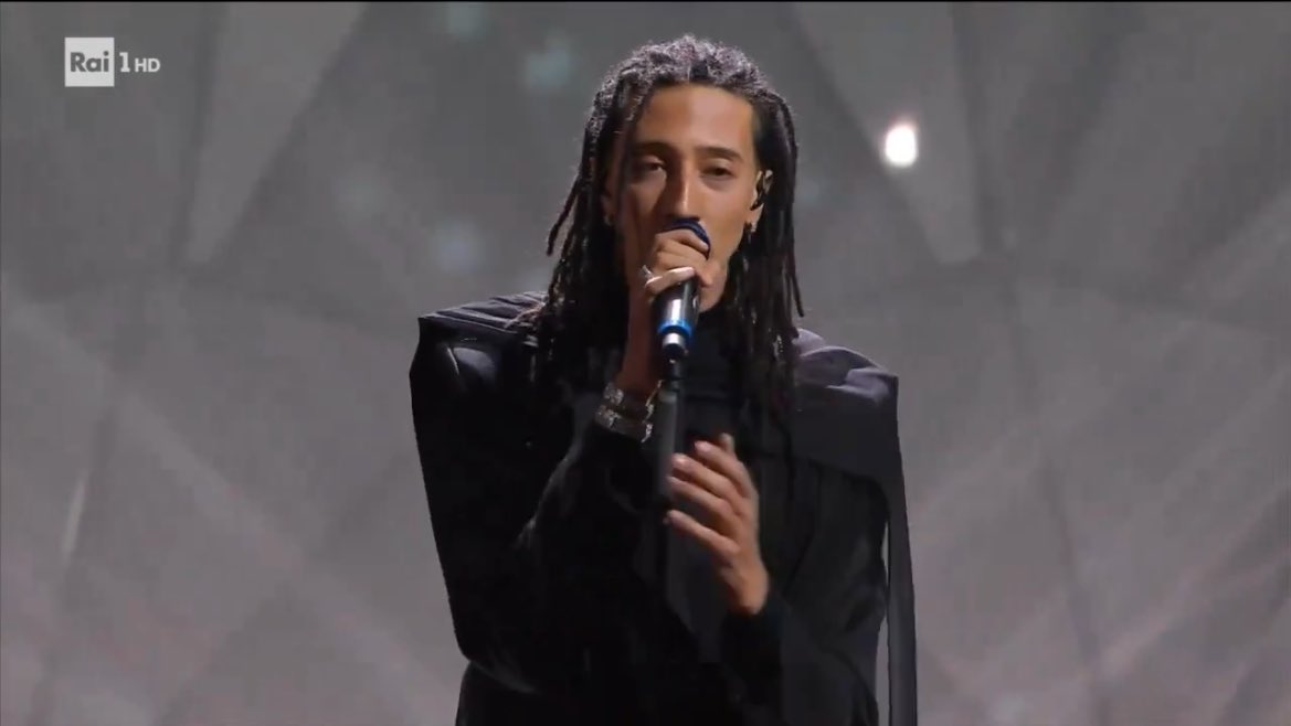 sologoodvibesss's tweet photo. L’ARTE LA BRAVURA LA MAESTRIA LA PROFESSIONALITÀ 
#Sanremo2024 https://t.co/fDTe4tdDPW
