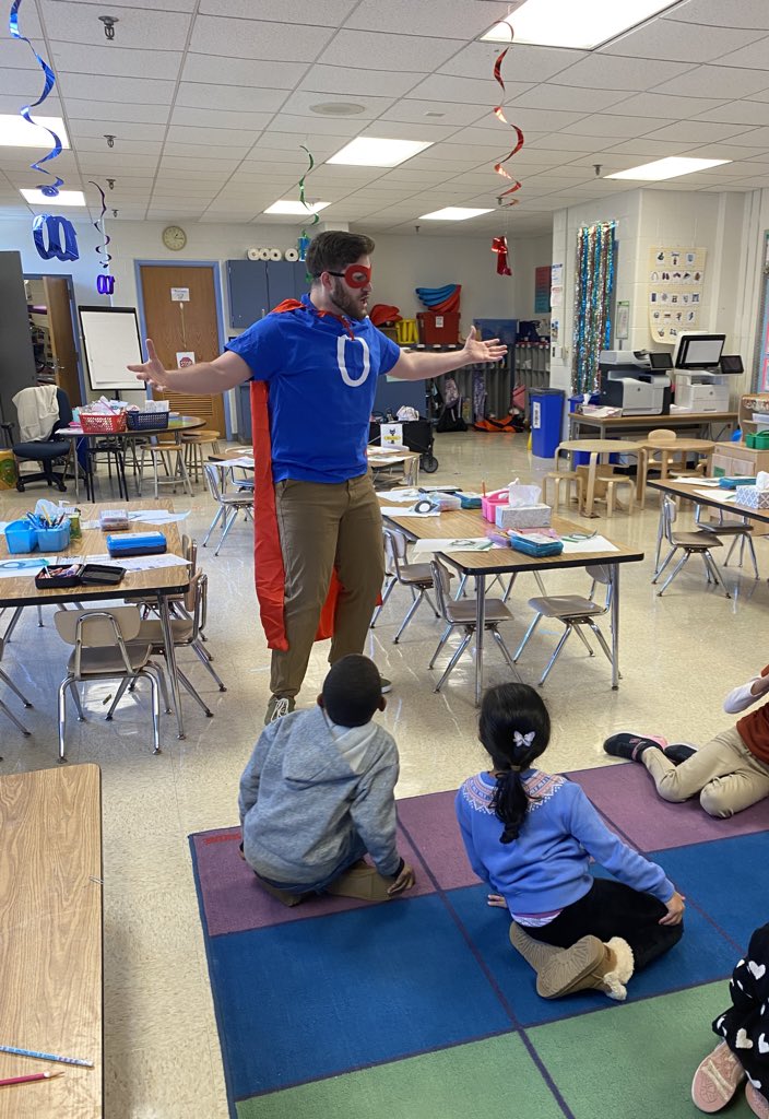 MrsMackeysClass's tweet image. We had an amazing 100th day of Kindergarten!