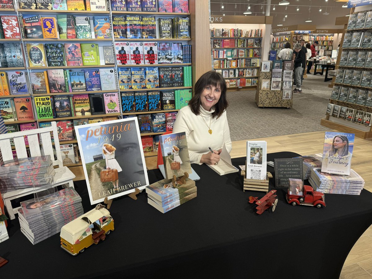 Leah Brewer tweet media