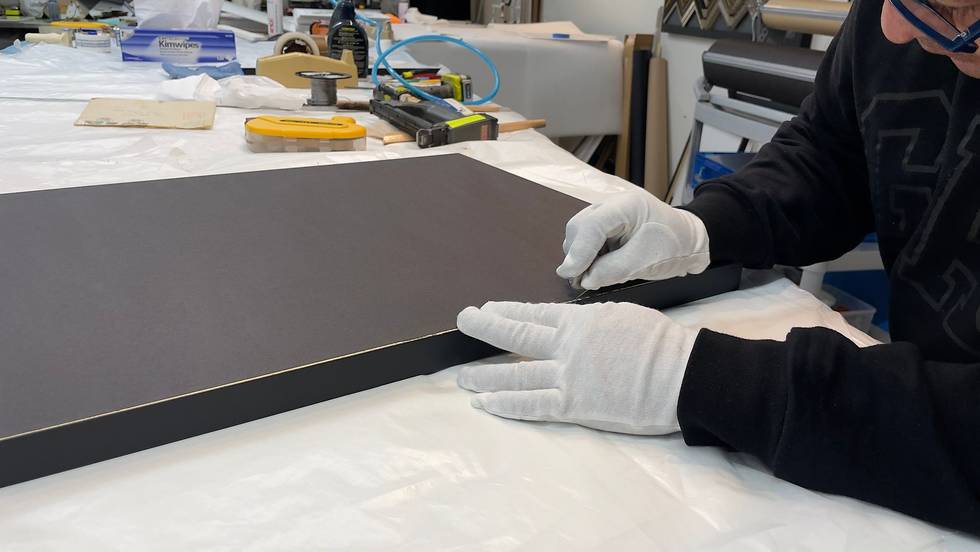 In both white or black, your Art Print frames are being built by hand.
Thank you for all the incredible support - we are thrilled that so many of you will have this in your homes.
mailboatrecords.com
If you know anyone you think might be interested in the 'Equal Strain on All